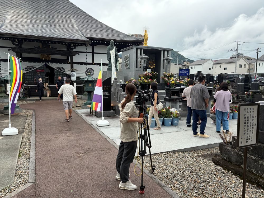 テレビクルー取材の様子