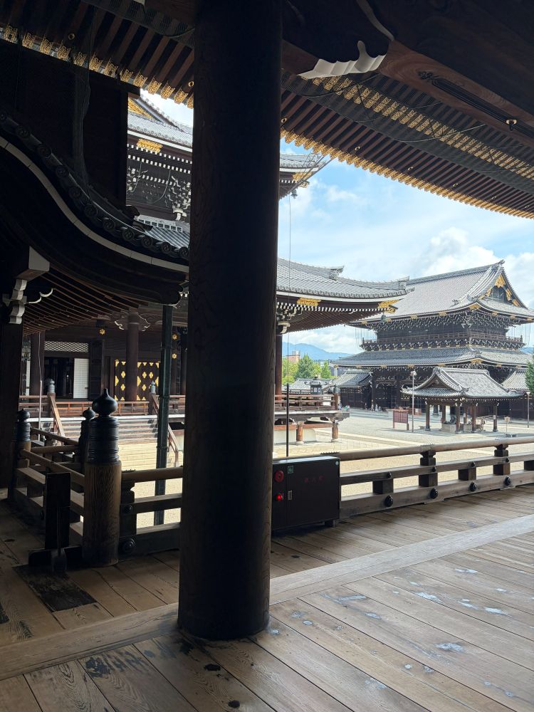 東本願寺お買い物広場